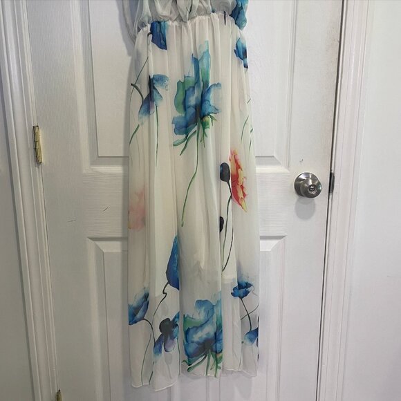 NWT White Floral Maxi Dress - Picture 4 of 7